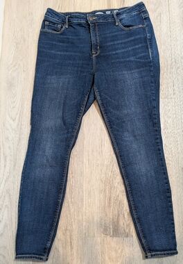 Old Navy Rockstar Super Skinny Jeans - Size 14